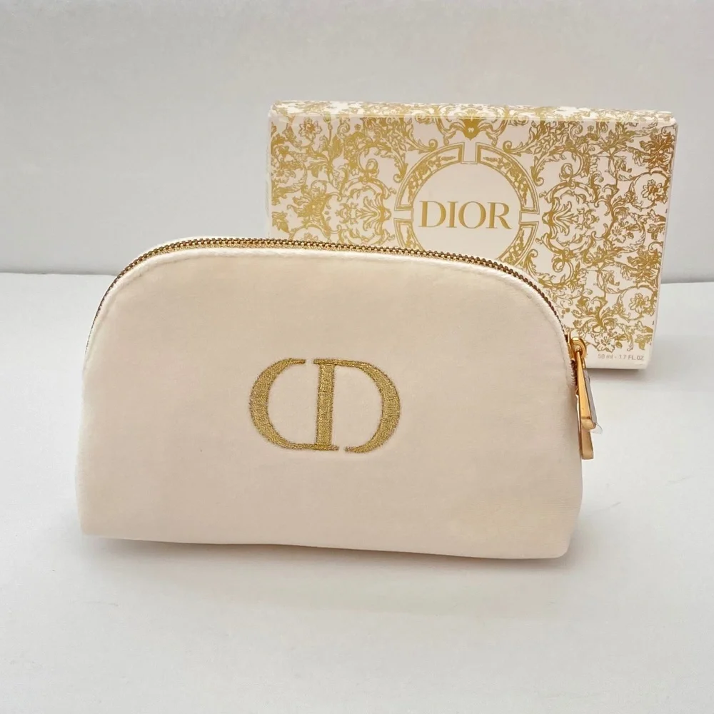 Christian Dior Gold Embroidered CD White Cosmetic Pouch Bag - Picture 3 of 8